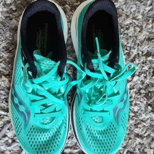 Saucony Endorphin Pro 2 running shoes